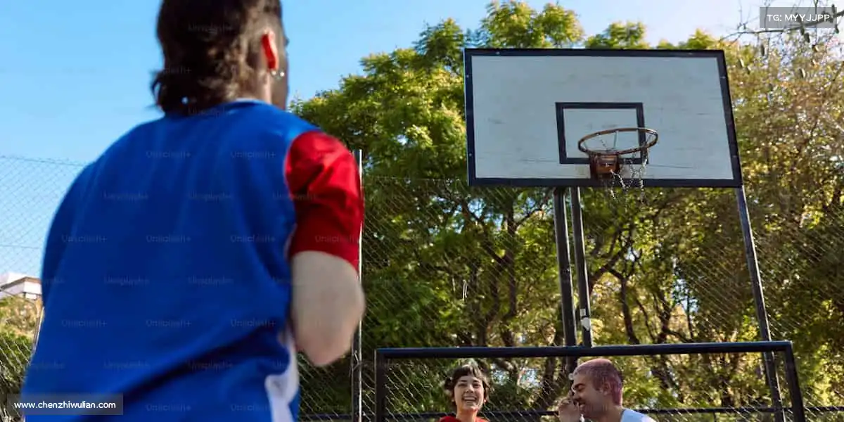 <strong>MILE米乐</strong>🎯无论是球场、跑道还是健身房，这里都是你突破极限的起点！